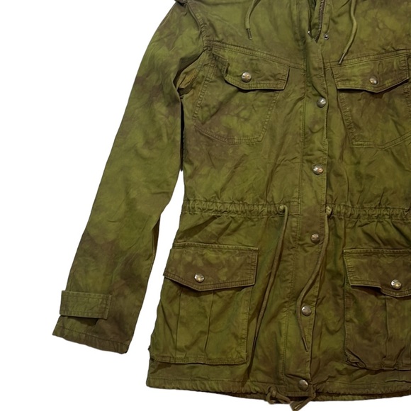 Aritzia Talula Trooper Jacket in Olive Green with a Tie Dye Wash SIze XXXS - Picture 3 of 8